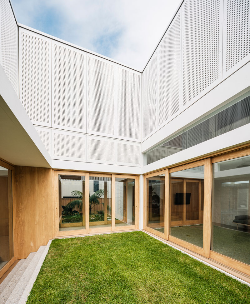 Второй дом в Куги, Австралия, от компании «Madeleine Blanchfield Architects»